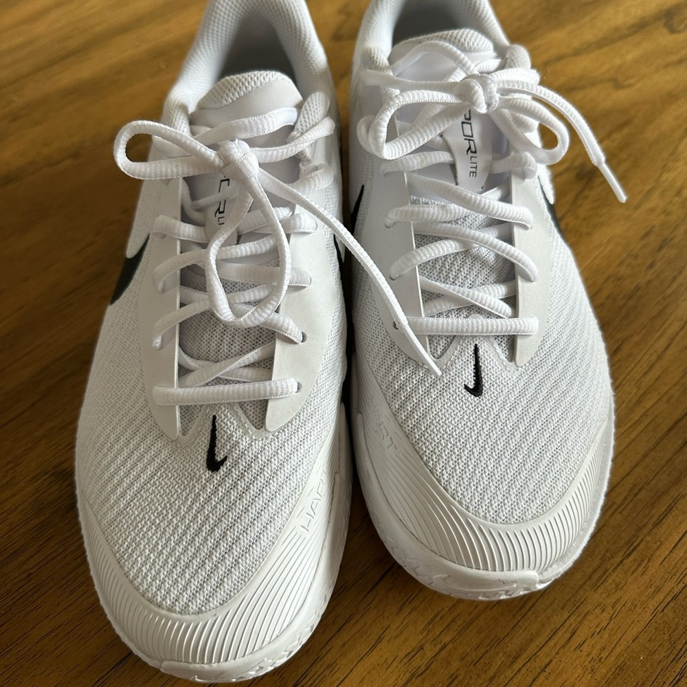Nike Vapor Lite 3 hard court tennis shoes